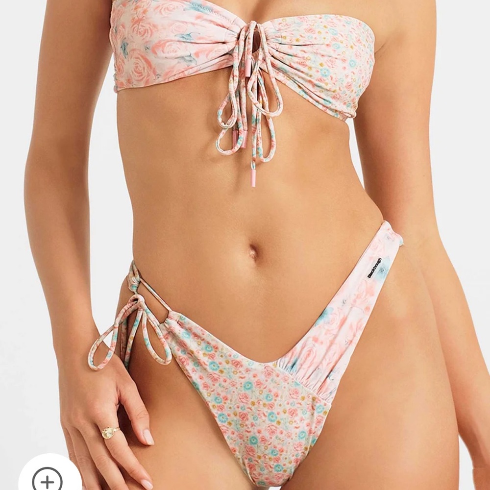 Blackbough Alana Bikini - Picture 4 of 8